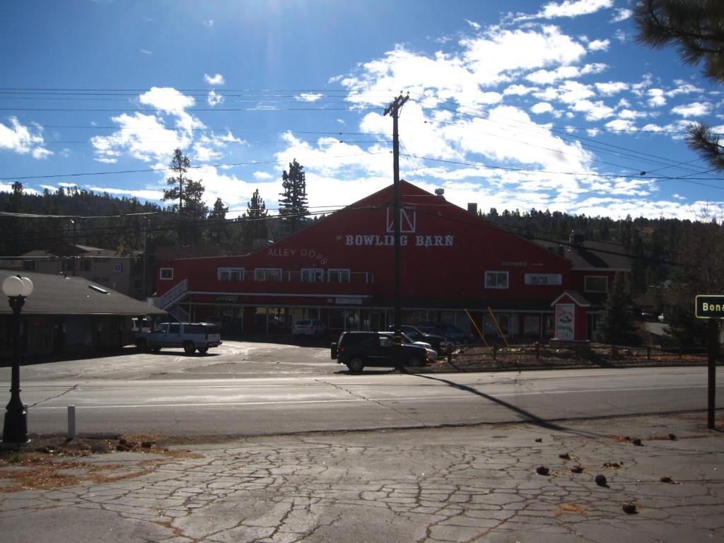 Big Bear Inn Біг-Бер-Лейк Екстер'єр фото