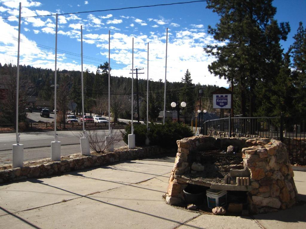 Big Bear Inn Біг-Бер-Лейк Екстер'єр фото