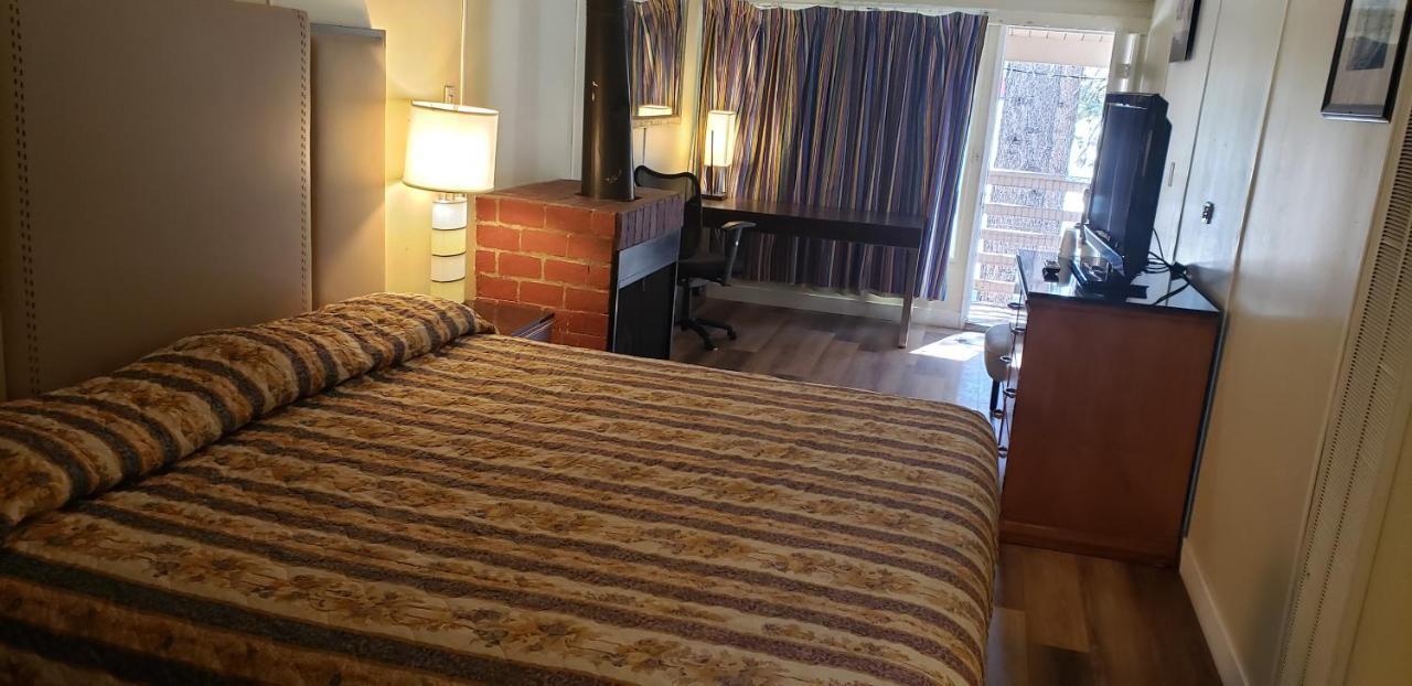Big Bear Inn Біг-Бер-Лейк Екстер'єр фото